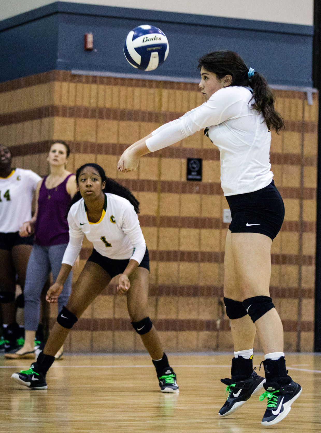 no.volleyballdivisionII.111017.023.JPG